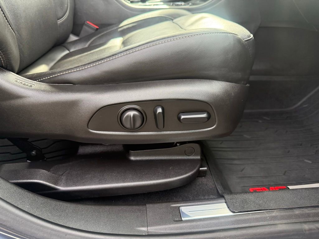 Used 2019 GMC Acadia SLT FWD image 64