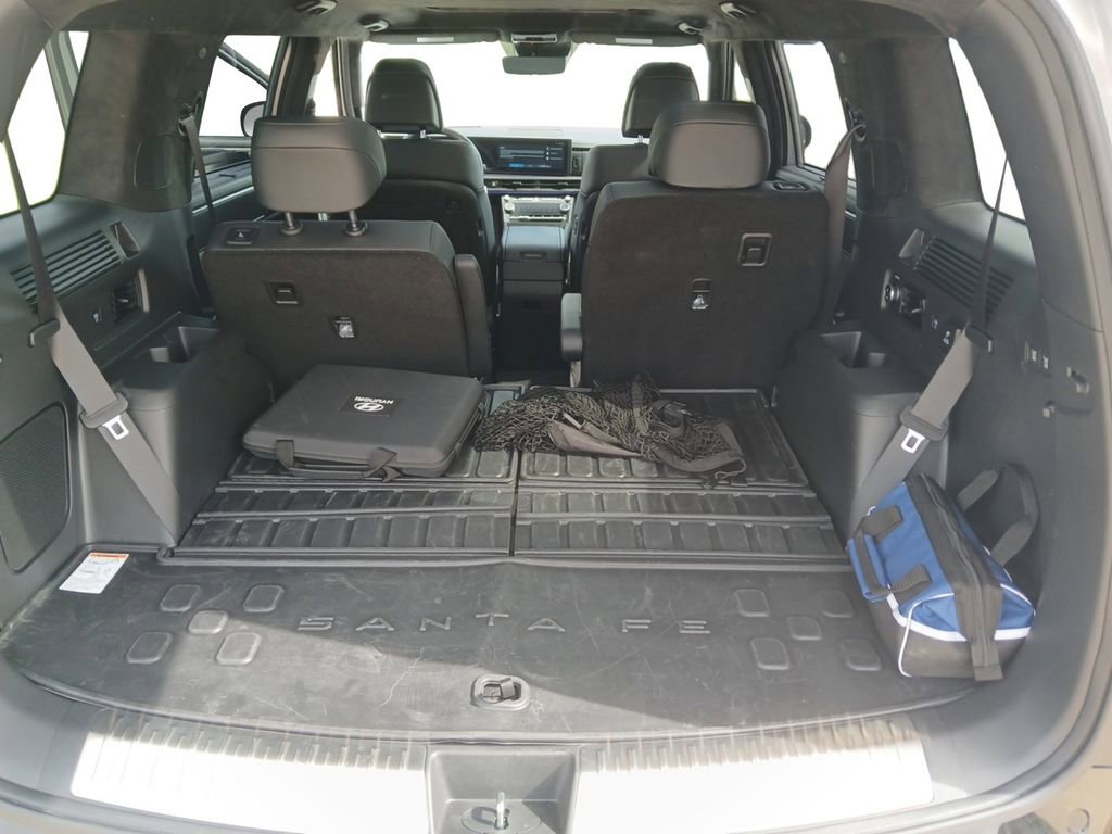 Used 2025 Hyundai Santa Fe Calligraphy AWD/4WD image 13