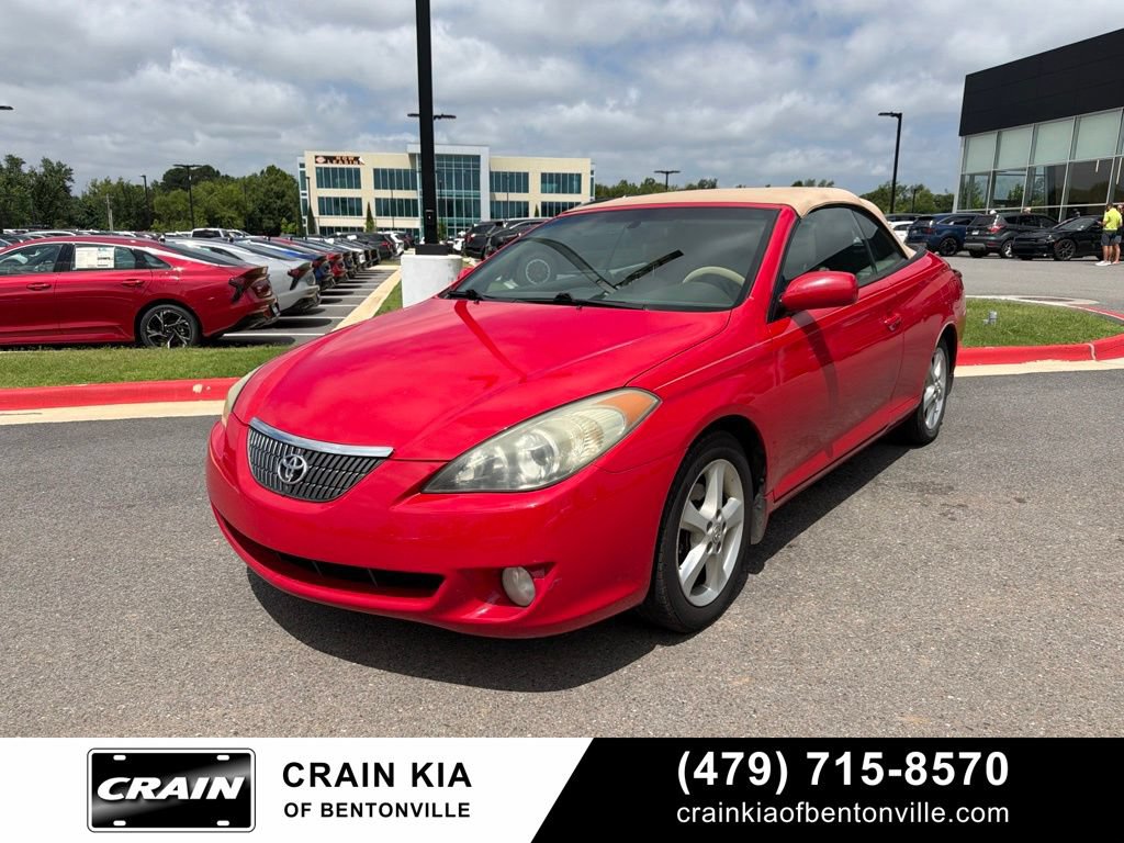 Used 2005 Toyota Solara SLE FWD image 2