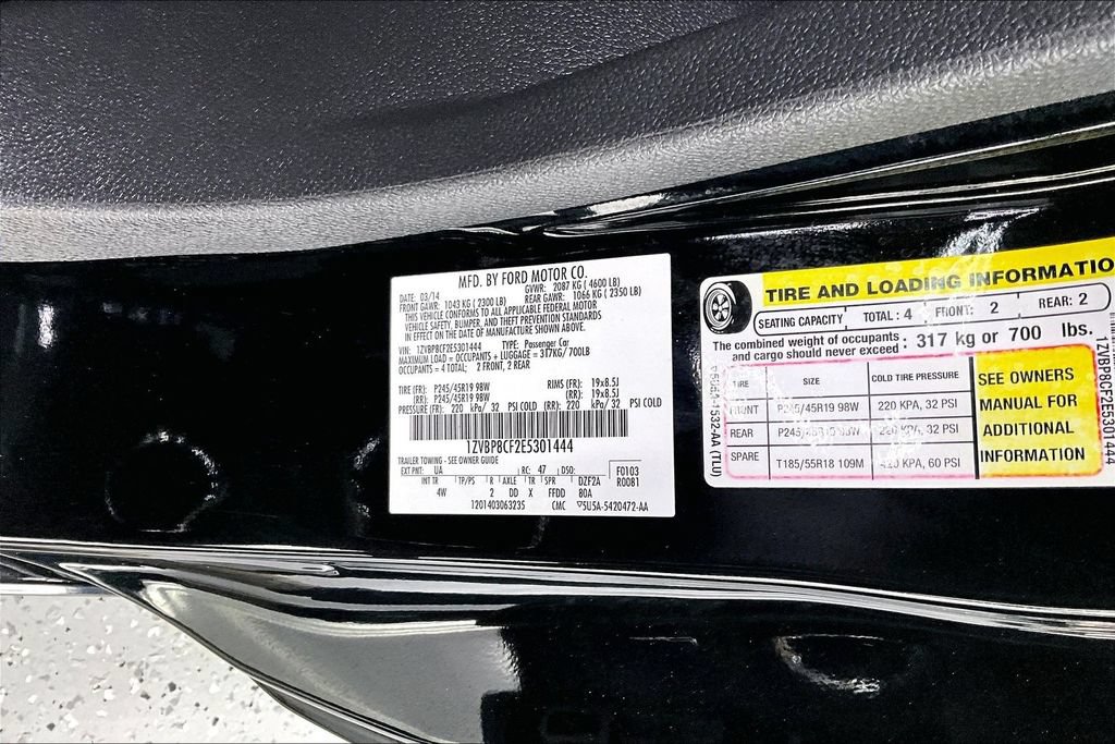 Used 2014 Ford Mustang GT Premium w/ Comfort Package RWD image 18