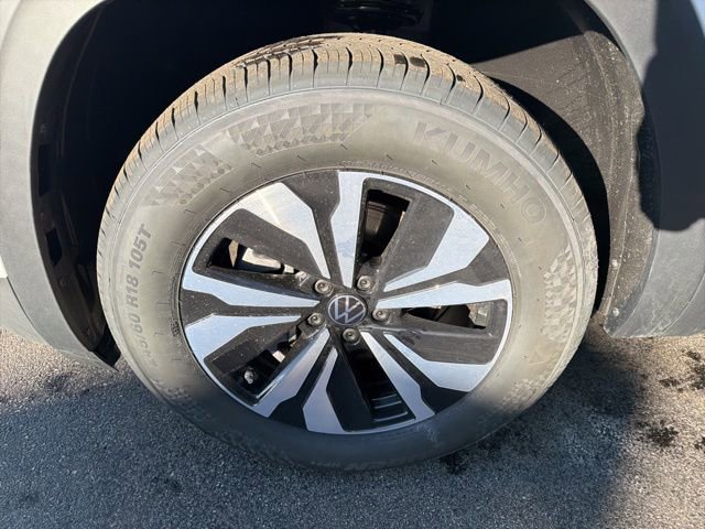 New 2026 Volkswagen Atlas SE image 28