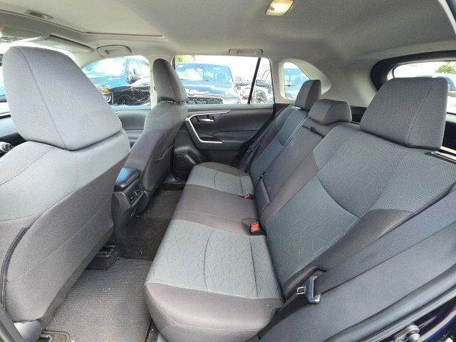Used 2025 Toyota RAV4 XLE w/ Convenience Package FWD image 19