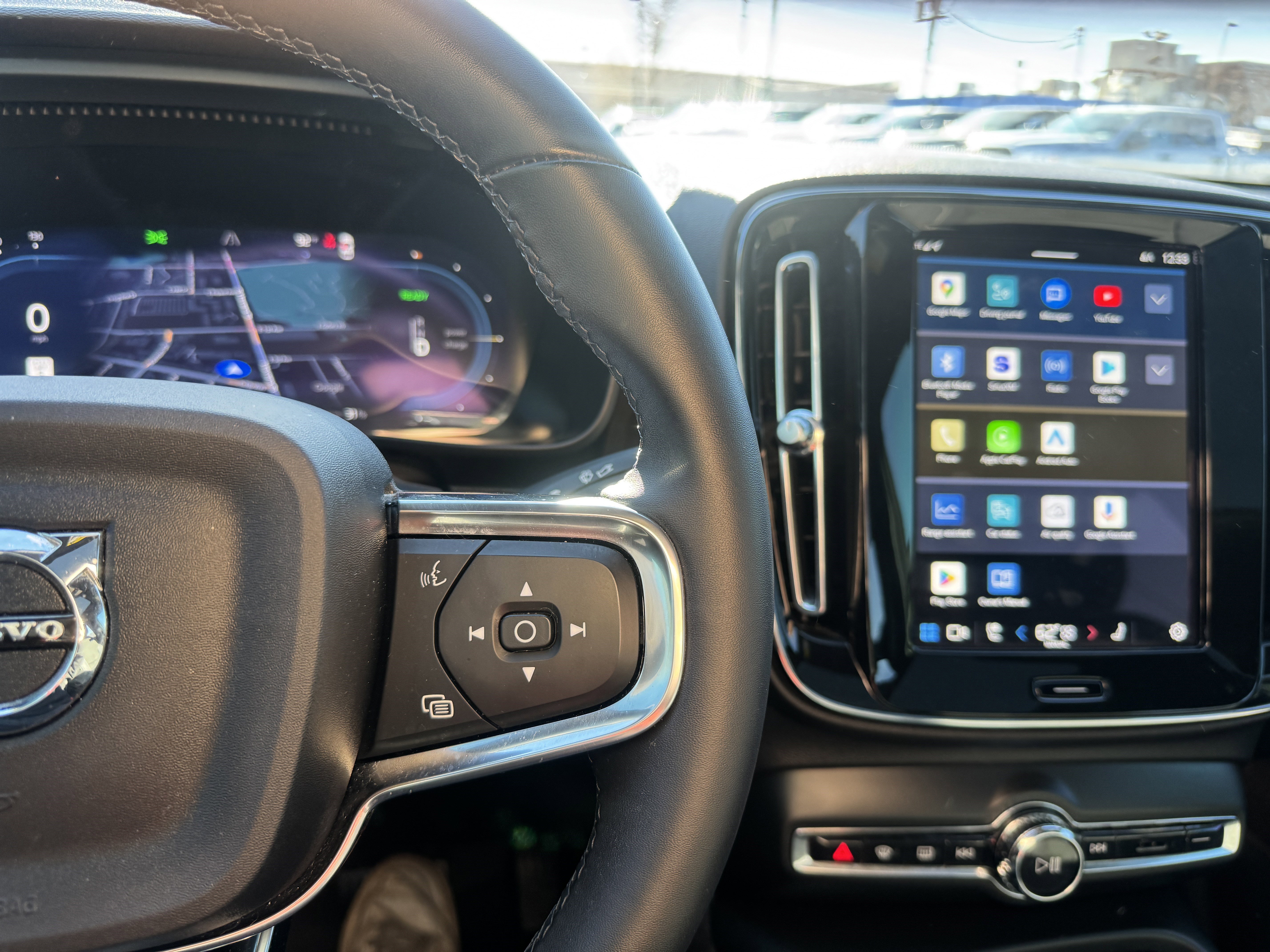 Used 2023 Volvo C40 P8 Recharge Ultimate image 24