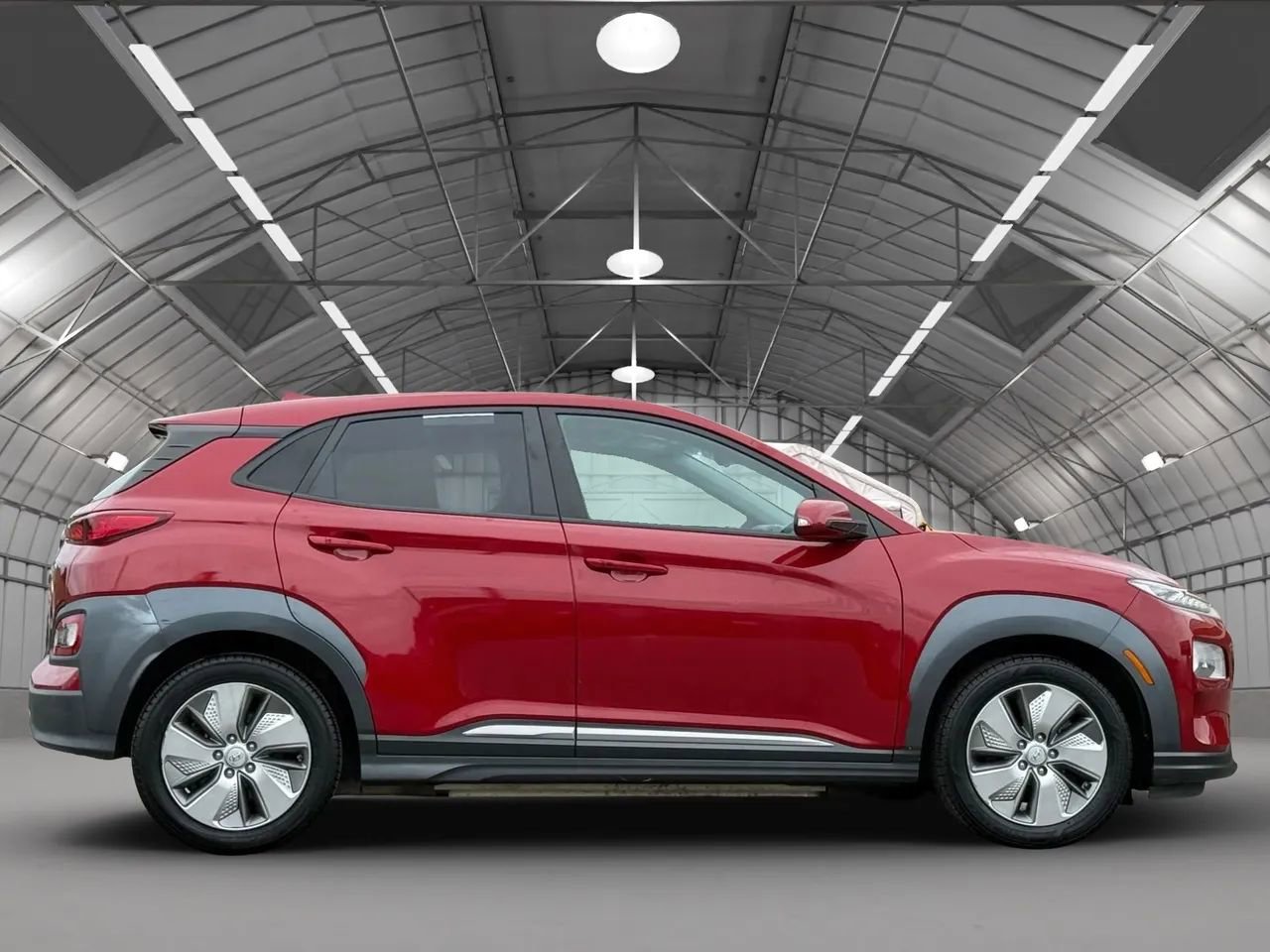 Used 2021 Hyundai Kona Limited w/ Cargo Package image 8