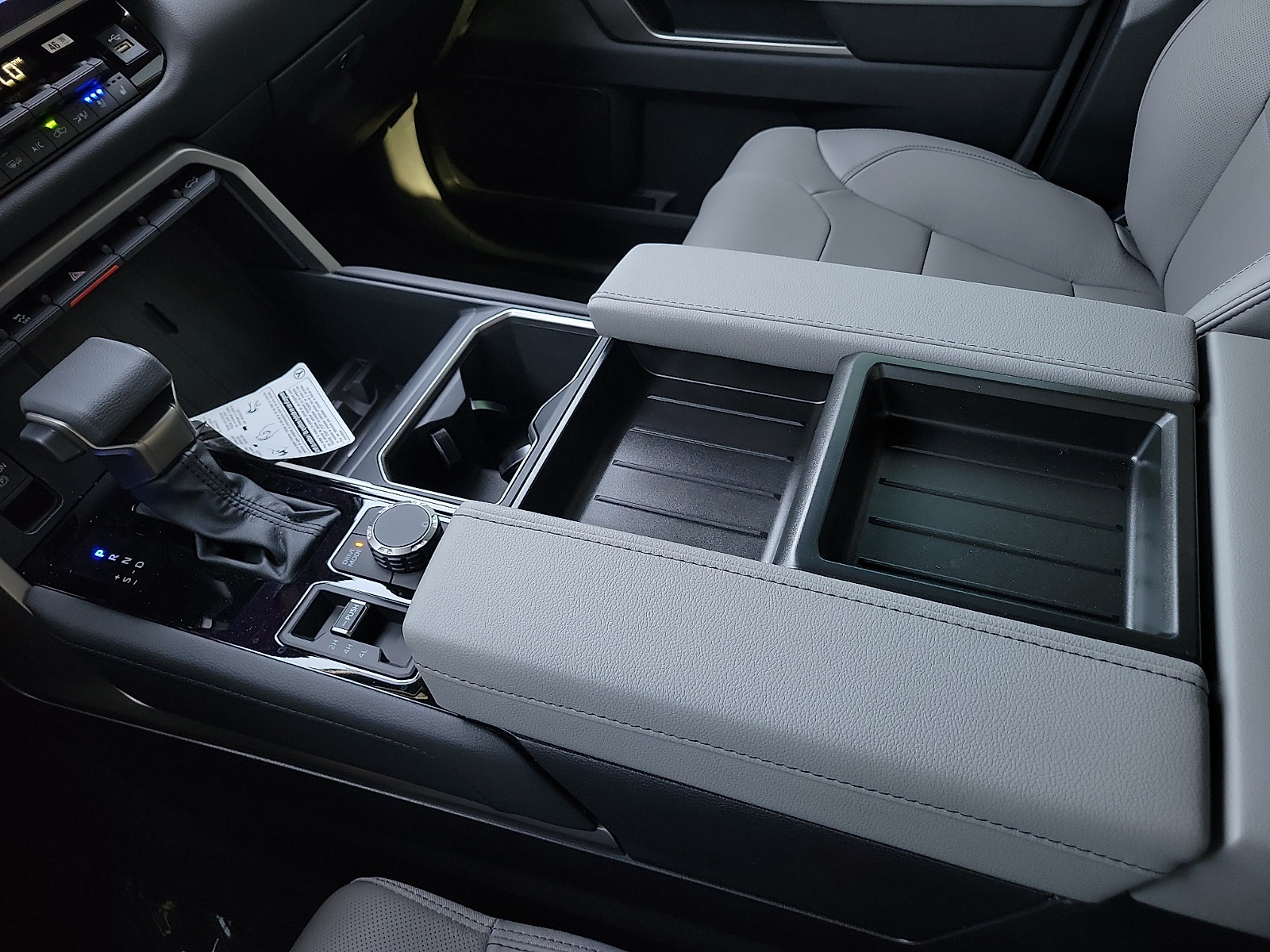 New 2026 Toyota Tundra Limited AWD/4WD image 20