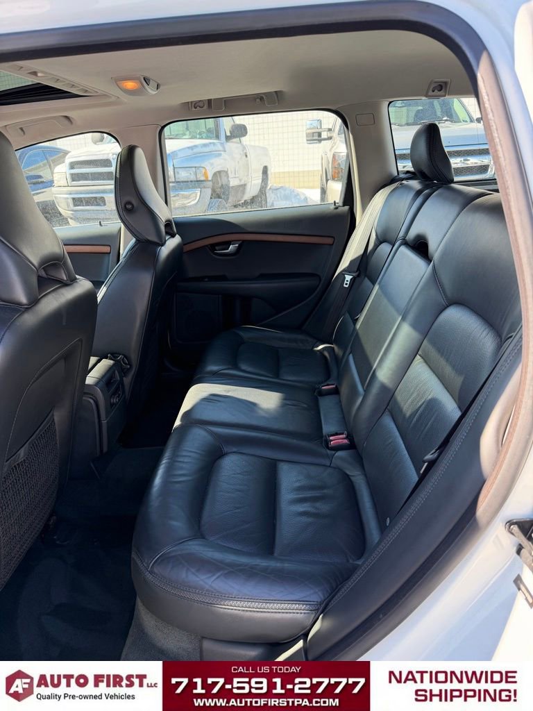 Used 2010 Volvo XC70 3.2 image 12