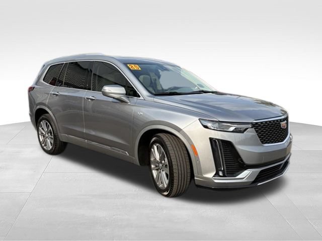 Certified 2025 Cadillac XT6 Premium Luxury w/ Technology Package AWD/4WD image 7
