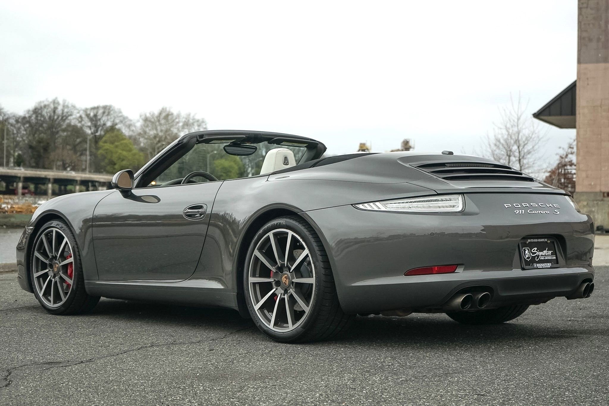 Used 2013 Porsche 911 Carrera S image 5