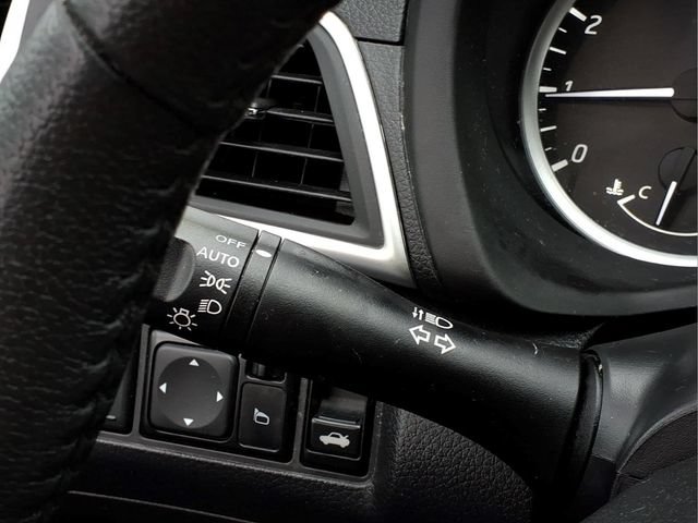 Used 2019 Nissan Sentra SV FWD image 20
