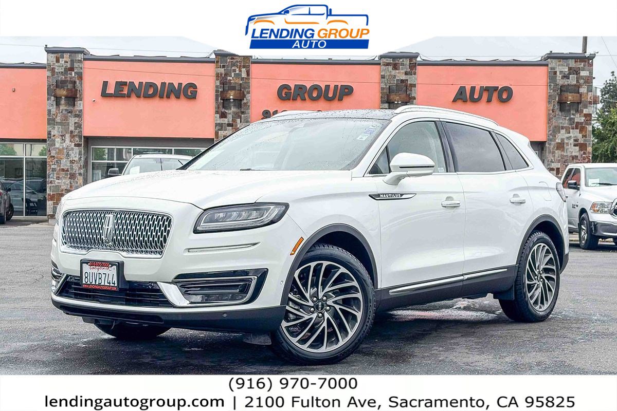Used 2020 Lincoln Nautilus Reserve image 1