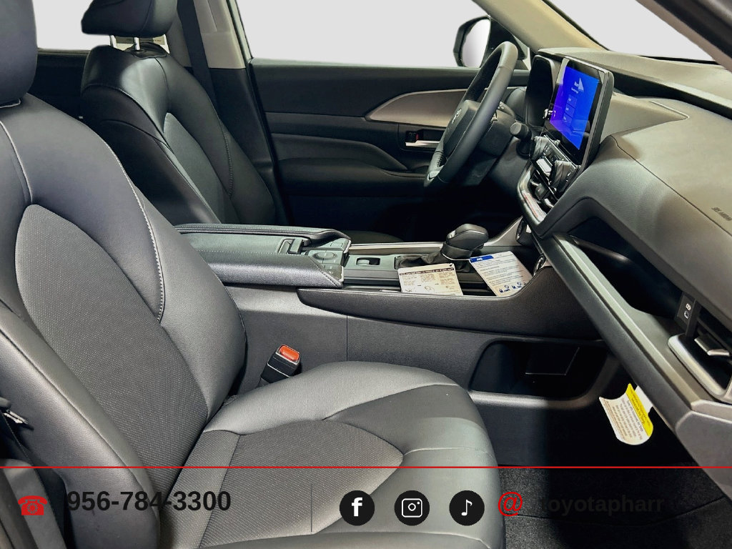 New 2026 Toyota Grand Highlander AWD image 28