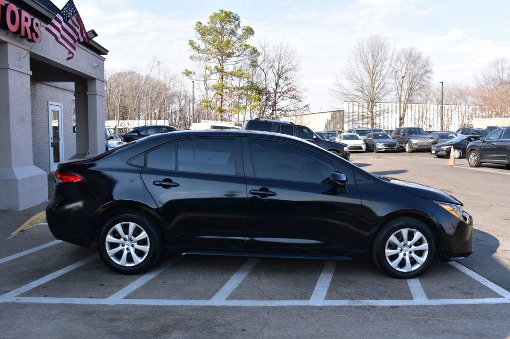 Used 2024 Toyota Corolla LE FWD image 7