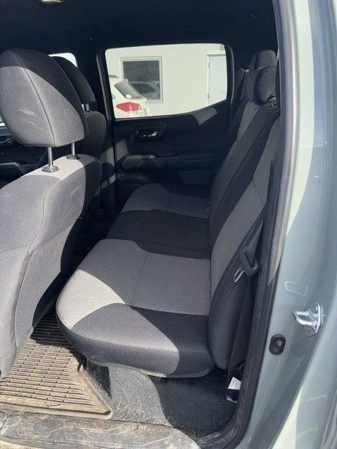 Used 2023 Toyota Tacoma TRD Off-Road w/ Advanced Technology Package image 5