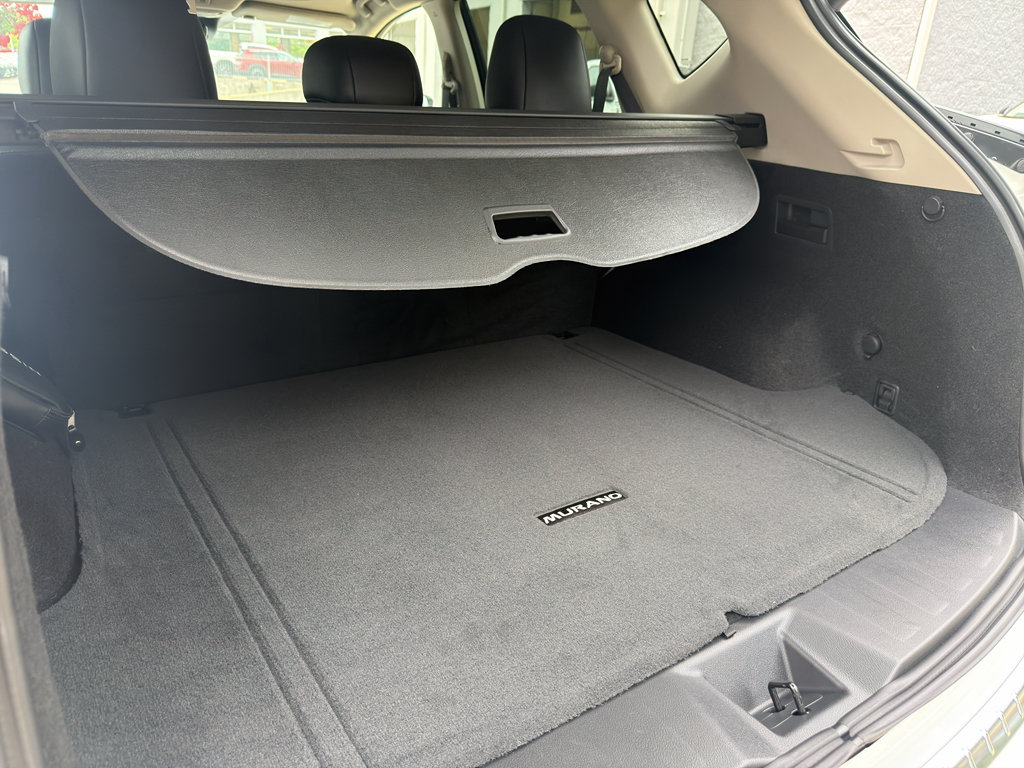 Certified 2024 Nissan Murano Platinum w/ Cargo Package FWD image 15