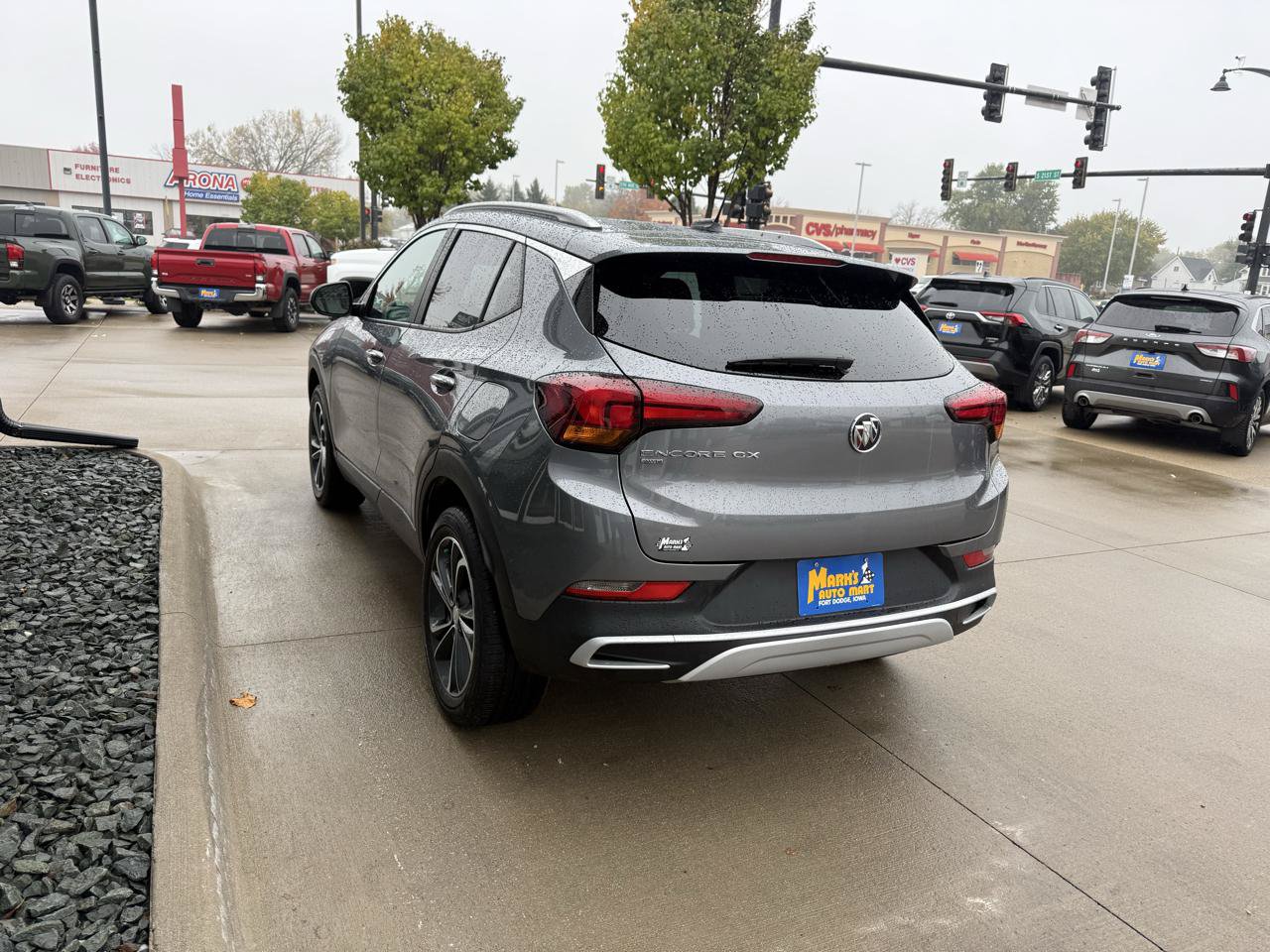 Used 2022 Buick Encore GX Select AWD/4WD image 6