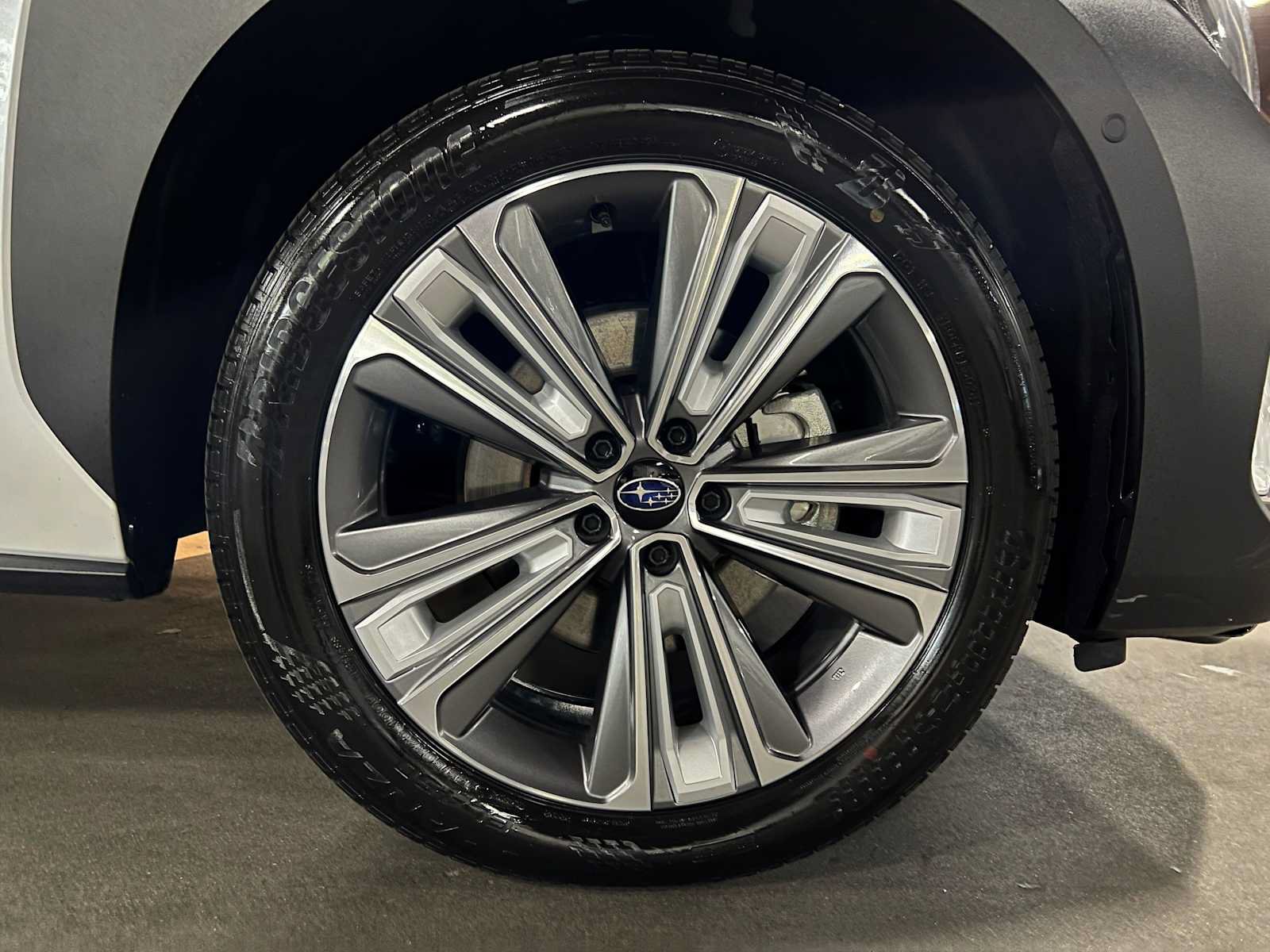 Used 2025 Subaru Solterra w/ Limited Package AWD/4WD image 9