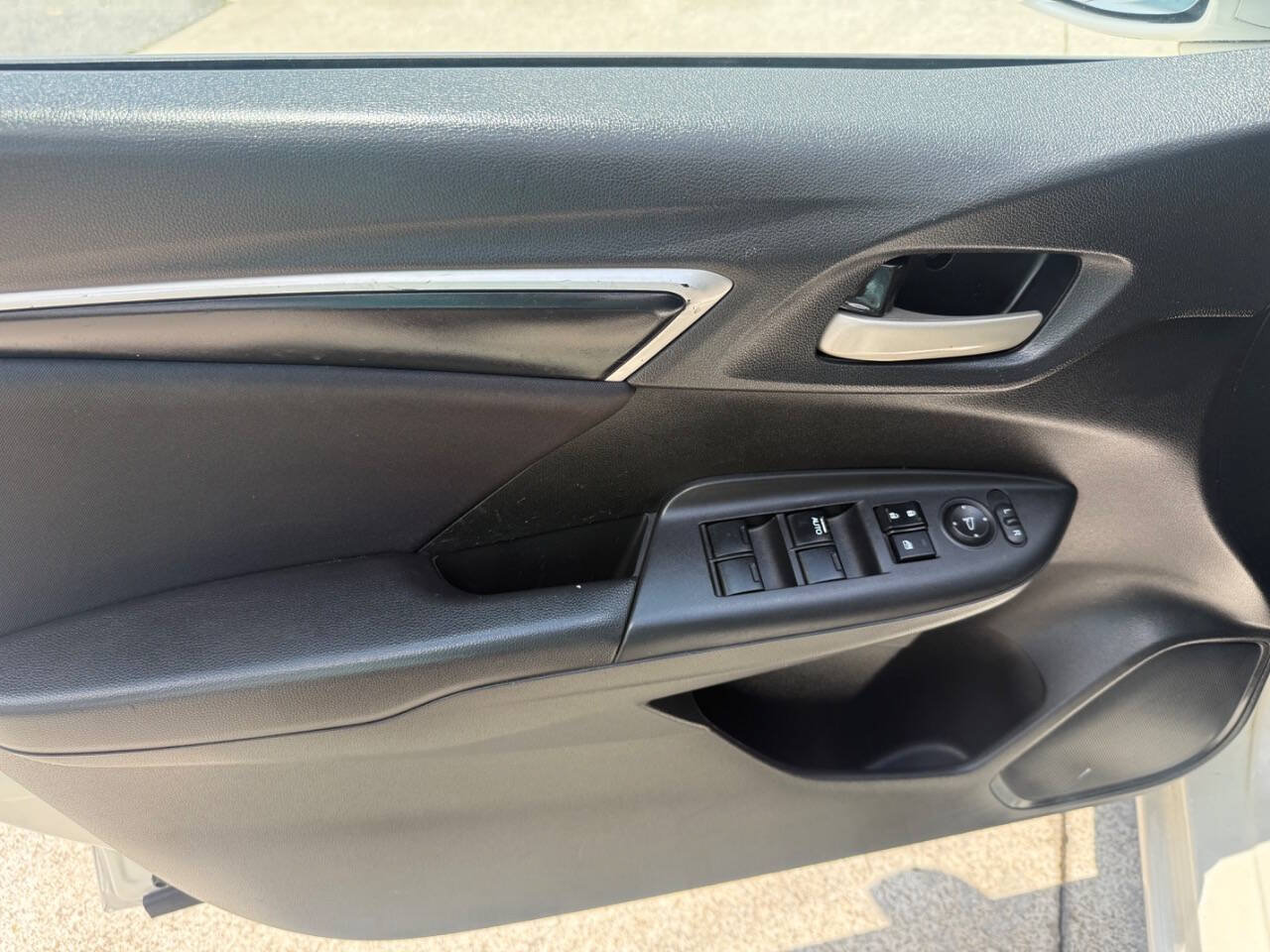 Used 2017 Honda Fit LX image 19