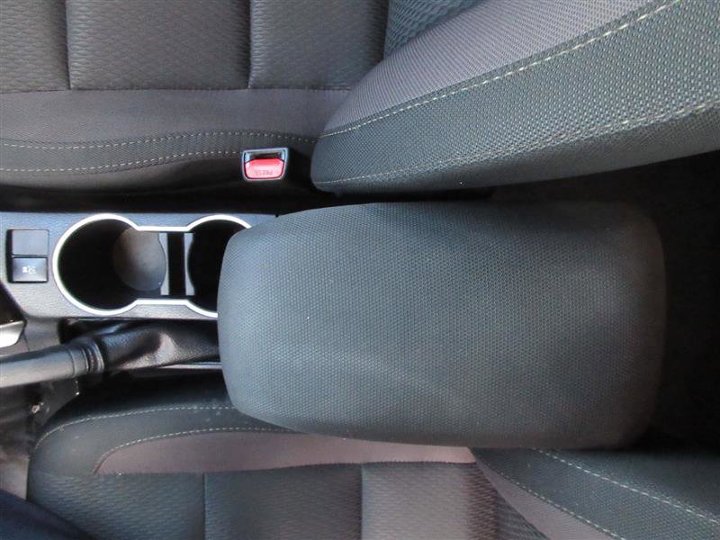 Used 2018 Toyota Corolla LE image 15