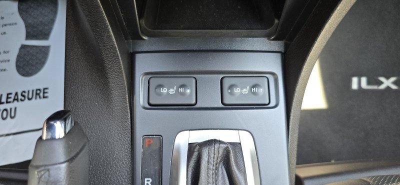 Used 2016 Acura ILX w/ Technology Plus Package FWD image 27
