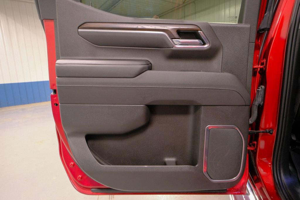 Used 2023 GMC Sierra 1500 SLT w/ SLT Premium Plus Package image 32