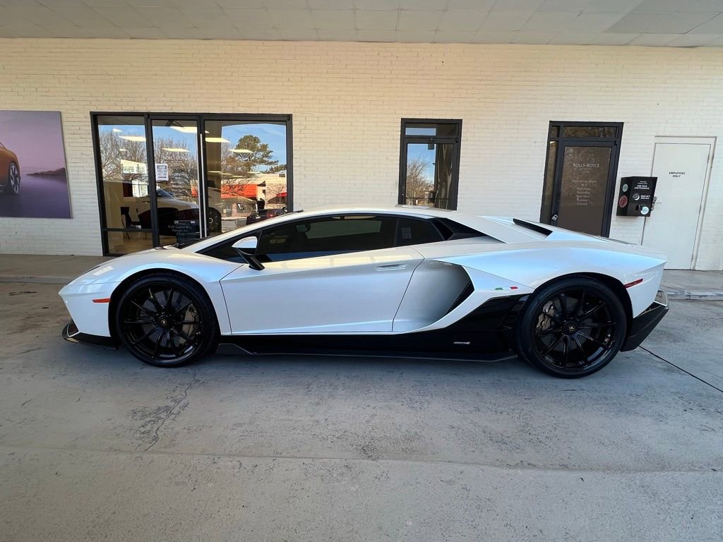 Used 2022 Lamborghini Aventador LP 780-4 Ultimae image 2