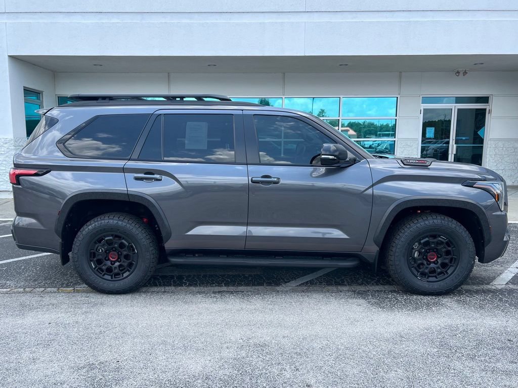 Used 2024 Toyota Sequoia TRD Pro AWD/4WD video 3