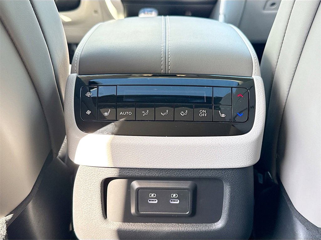 New 2026 INFINITI QX60 Luxe w/ Cargo Package image 27