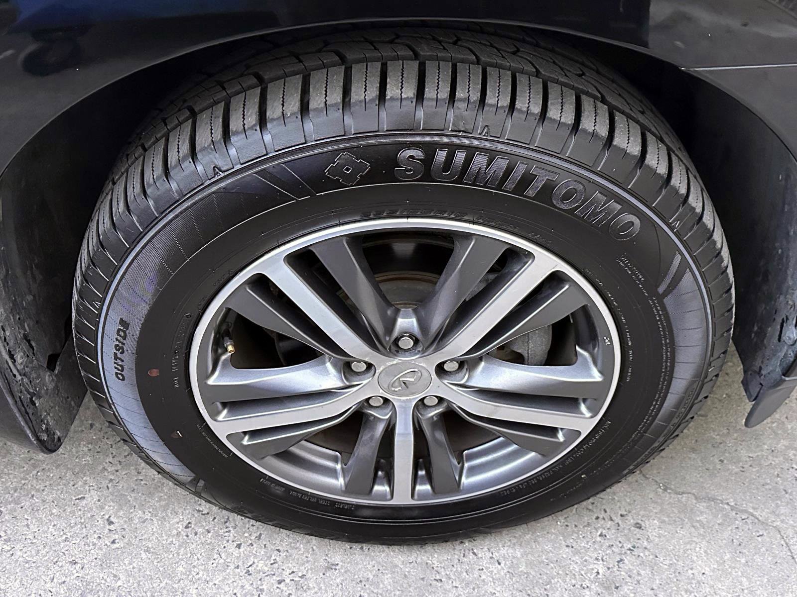 Used 2020 INFINITI QX60 Luxe w/ Essential Package image 11