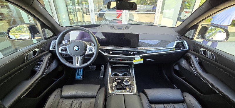 Certified 2026 BMW X7 M60i image 12