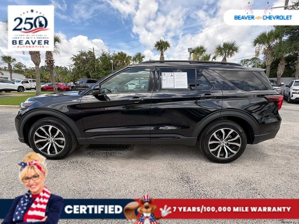Used 2025 Ford Explorer ST-Line AWD/4WD image 4