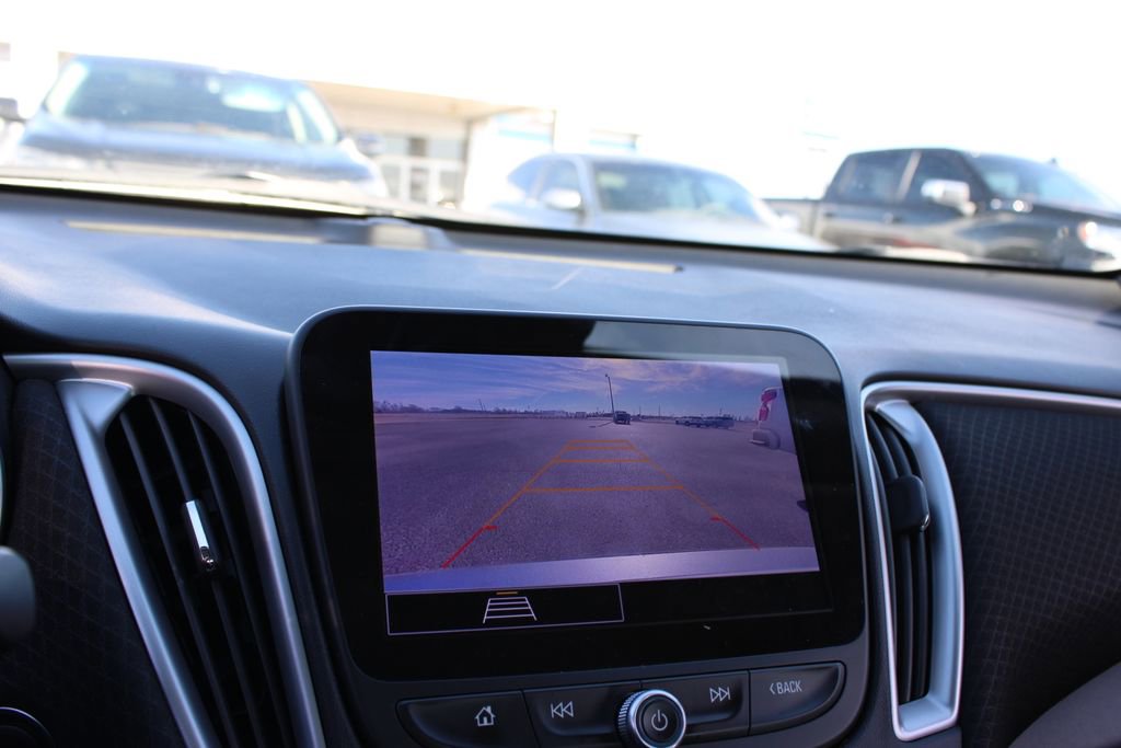 Used 2024 Chevrolet Malibu LT image 29