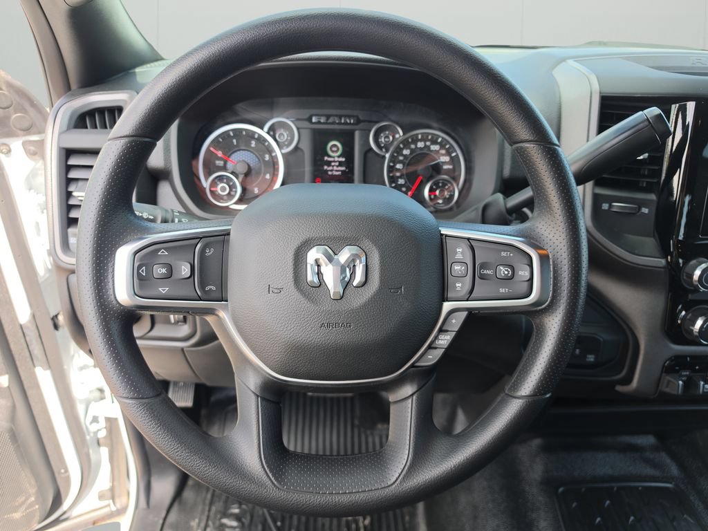 New 2026 RAM 5500 Tradesman w/ Chrome Appearance Group AWD/4WD image 18
