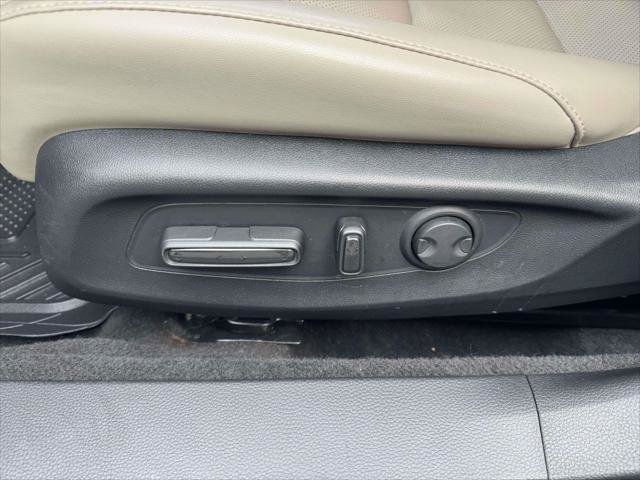 Used 2024 Honda Accord EX-L image 17