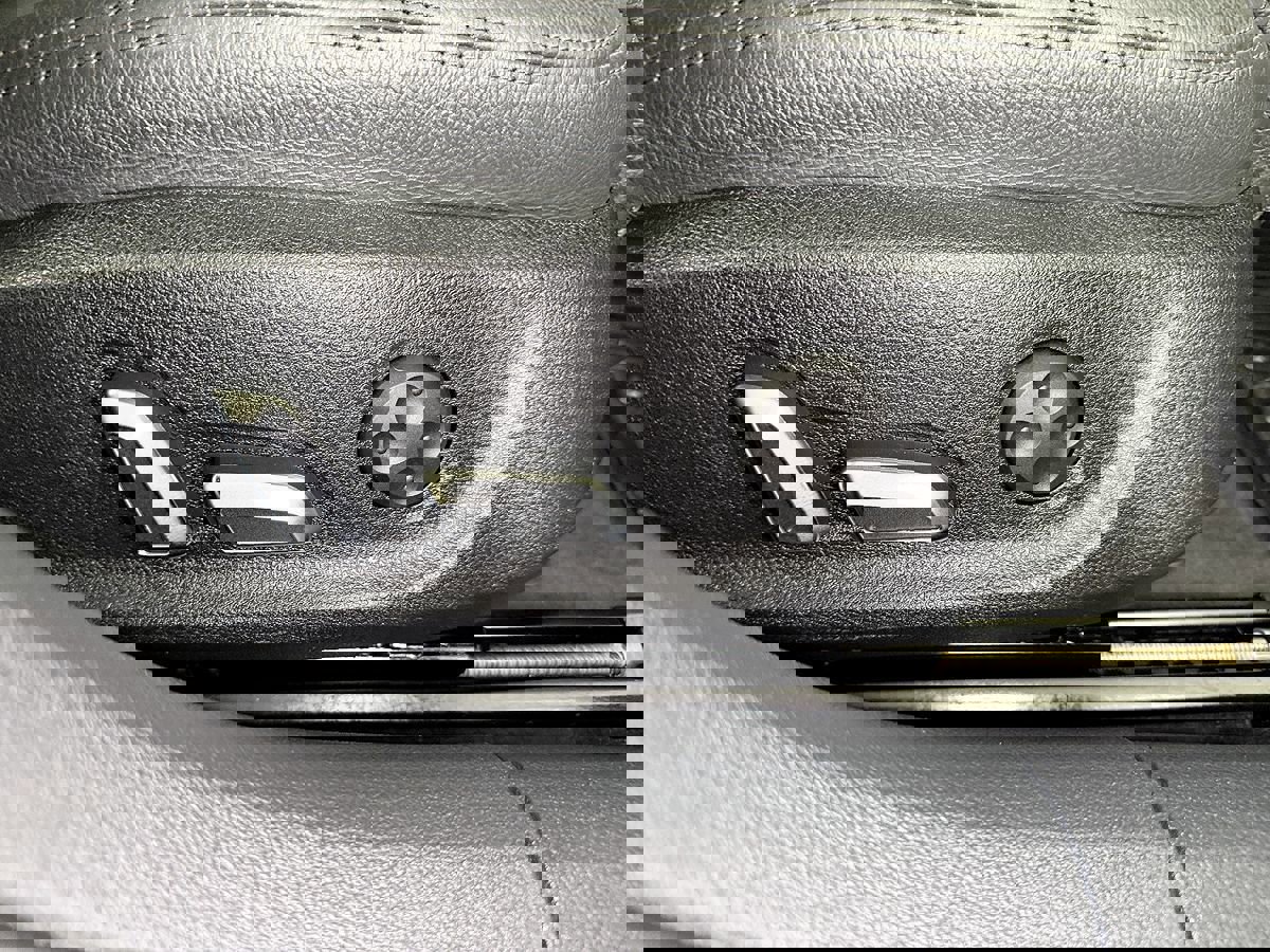 Used 2016 Audi A6 TDI Prestige w/ Prestige Package image 43