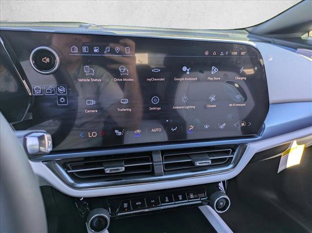 New 2026 Chevrolet Equinox EV LT image 12