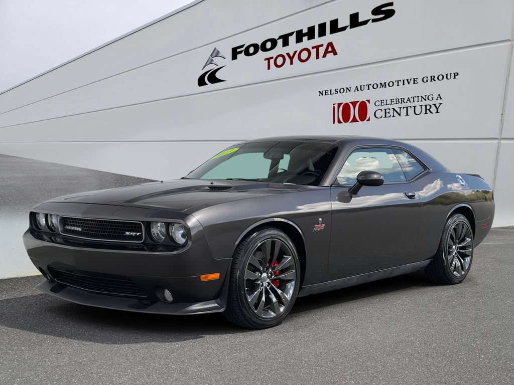 Used 2013 Dodge Challenger SRT8 w/ Harman Kardon Audio Group RWD image 3