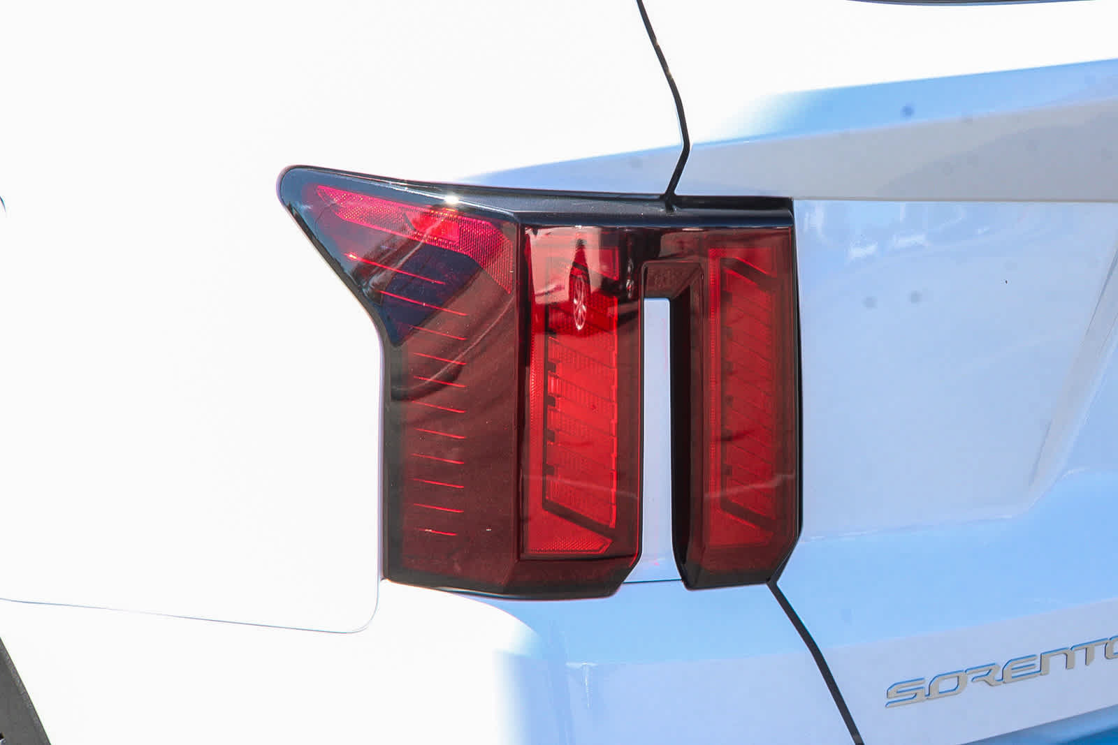 Used 2026 Kia Sorento LX FWD image 7