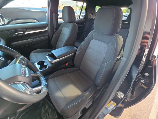 Used 2025 GMC Terrain Elevation AWD/4WD image 17