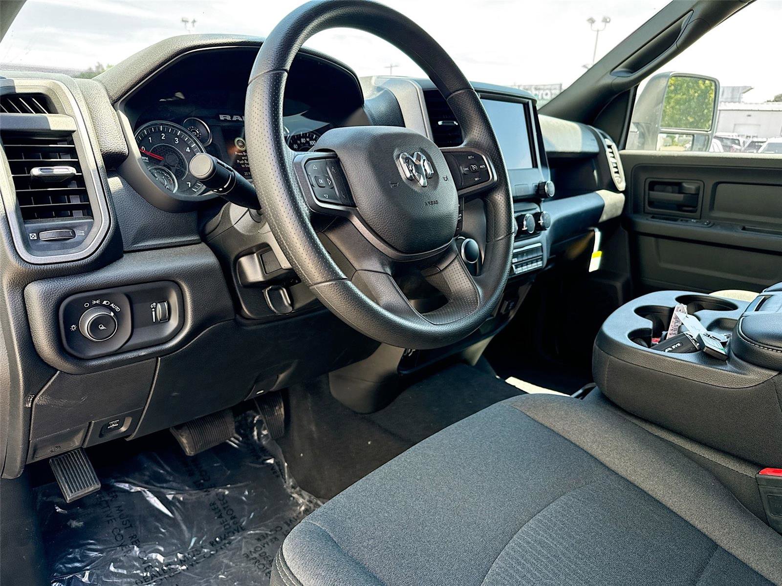 New 2024 RAM 2500 Tradesman w/ Chrome Appearance Group image 2