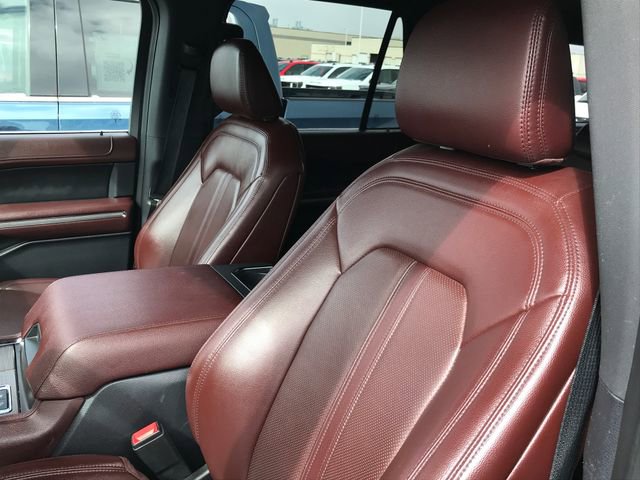 Used 2023 Ford Expedition Max Limited image 4