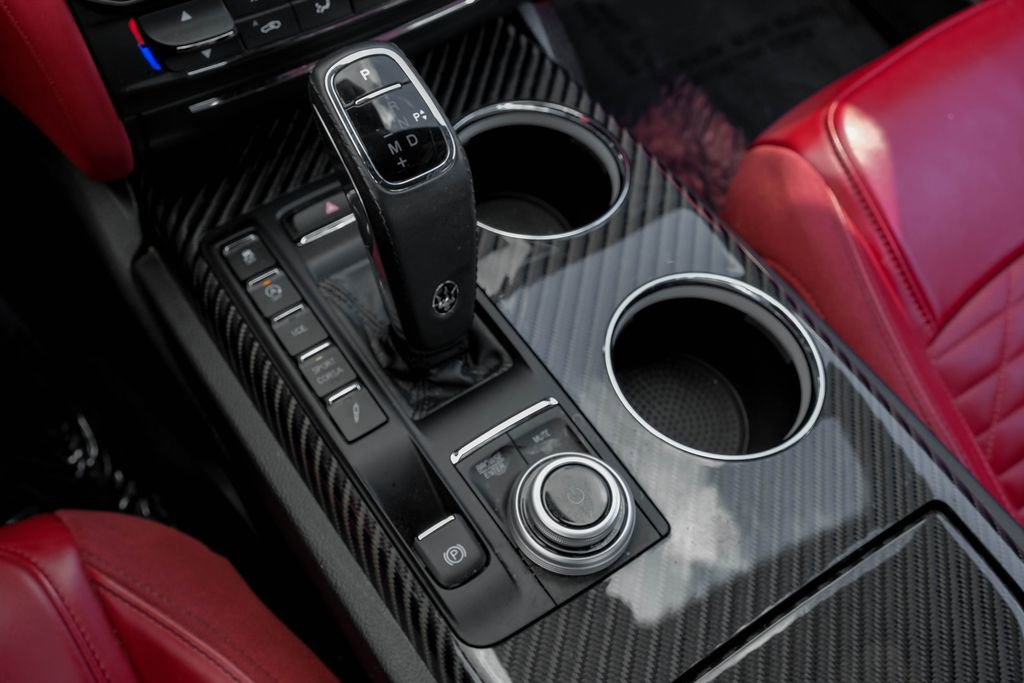 Used 2022 Maserati Quattroporte Trofeo image 24