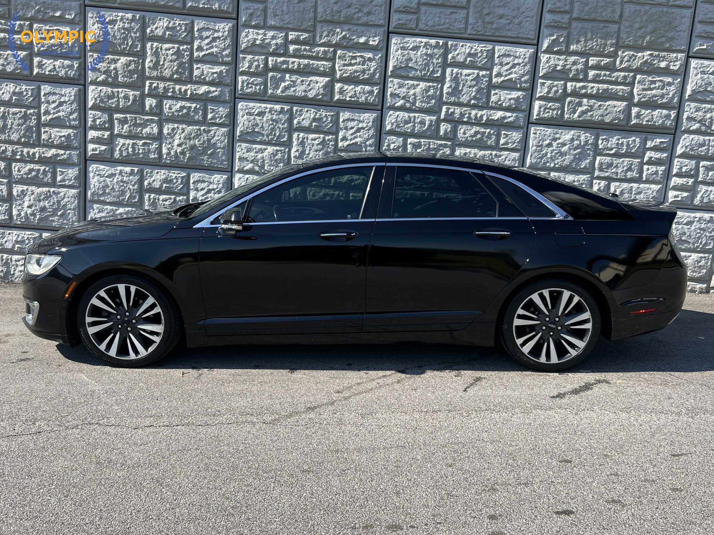 Used 2017 Lincoln MKZ Reserve w/ Technology Package image 7