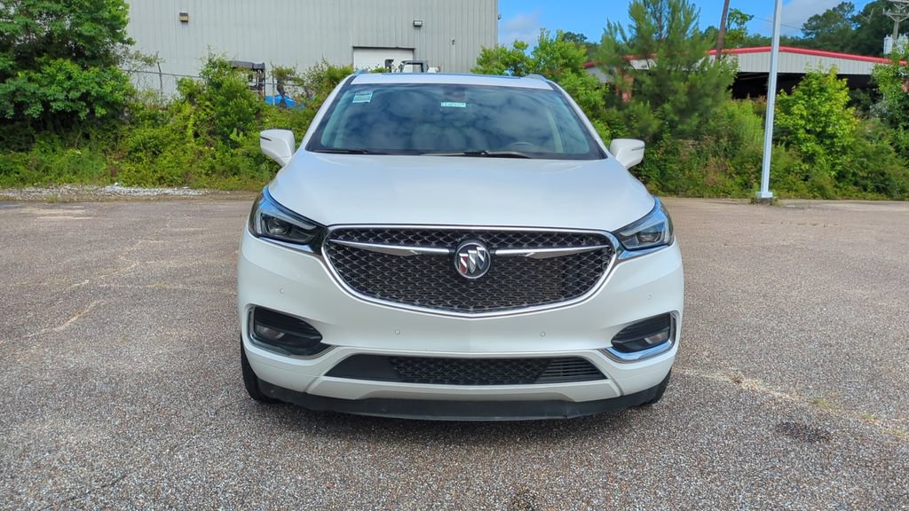 Used 2021 Buick Enclave Avenir w/ Avenir Technology Package FWD image 2