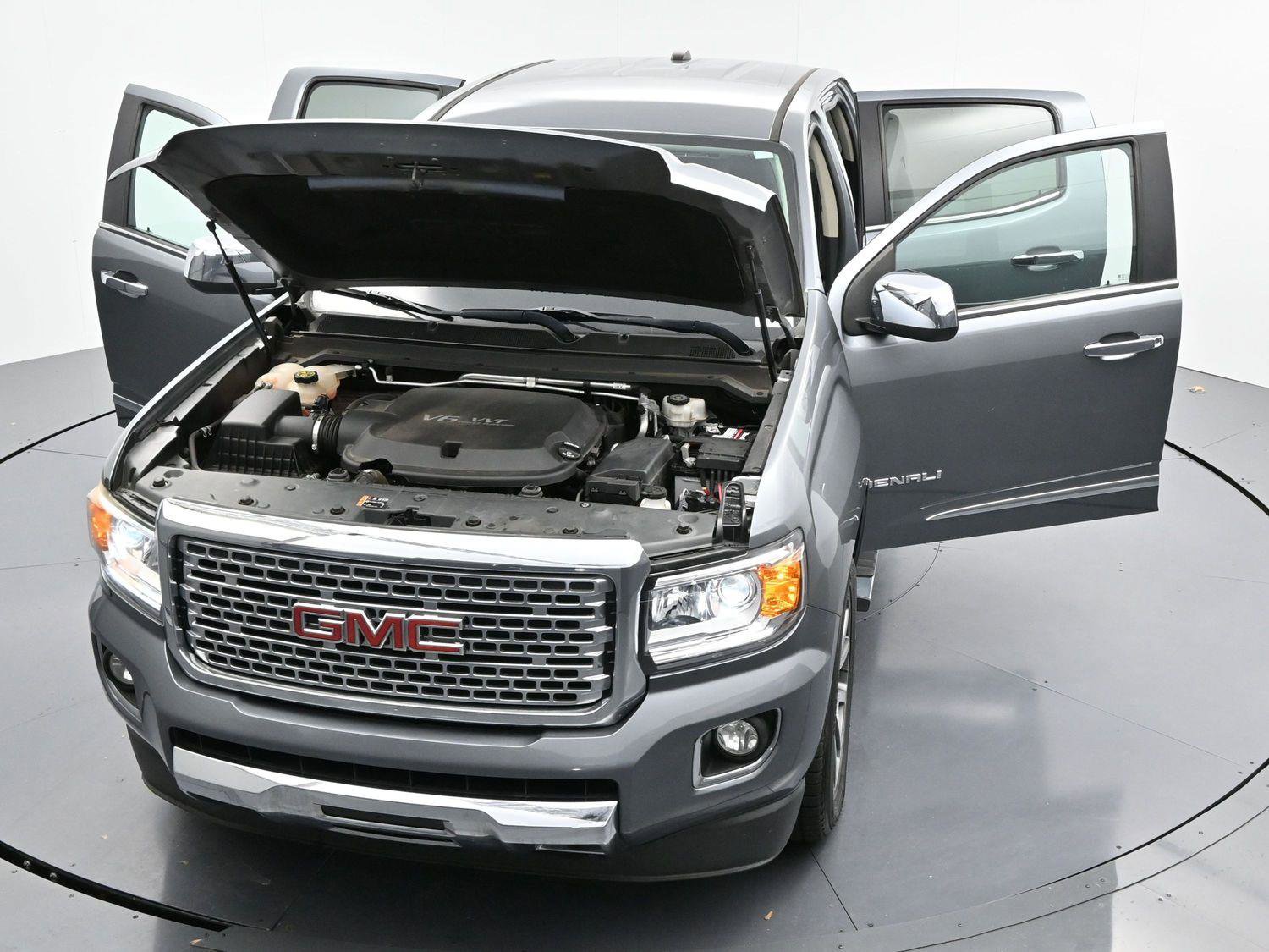Used 2020 GMC Canyon Denali image 40