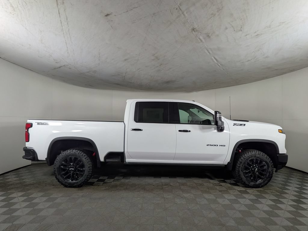New 2026 Chevrolet Silverado 2500 LTZ w/ LTZ Plus Package AWD/4WD image 6