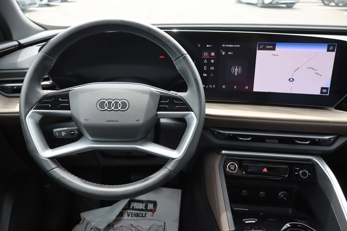 Used 2025 Audi Q5 Prestige AWD/4WD image 10