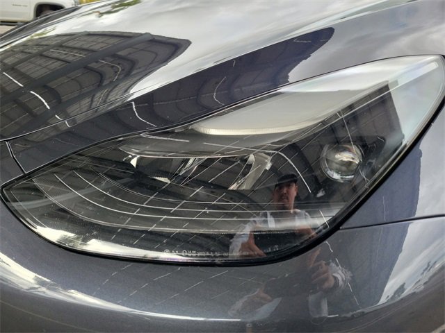 Used 2022 Tesla Model Y Performance image 28