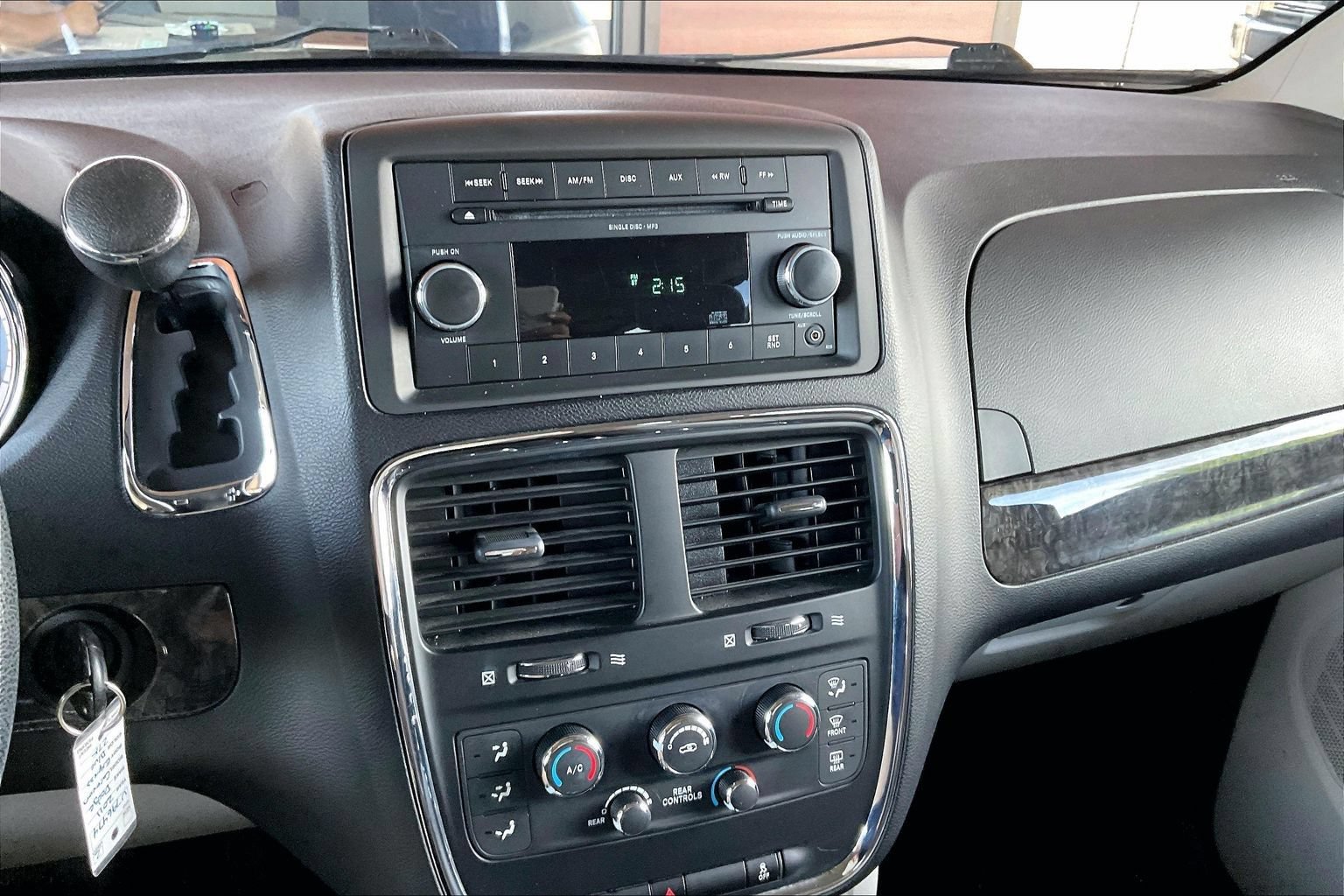 Used 2011 Dodge Grand Caravan Express FWD image 9