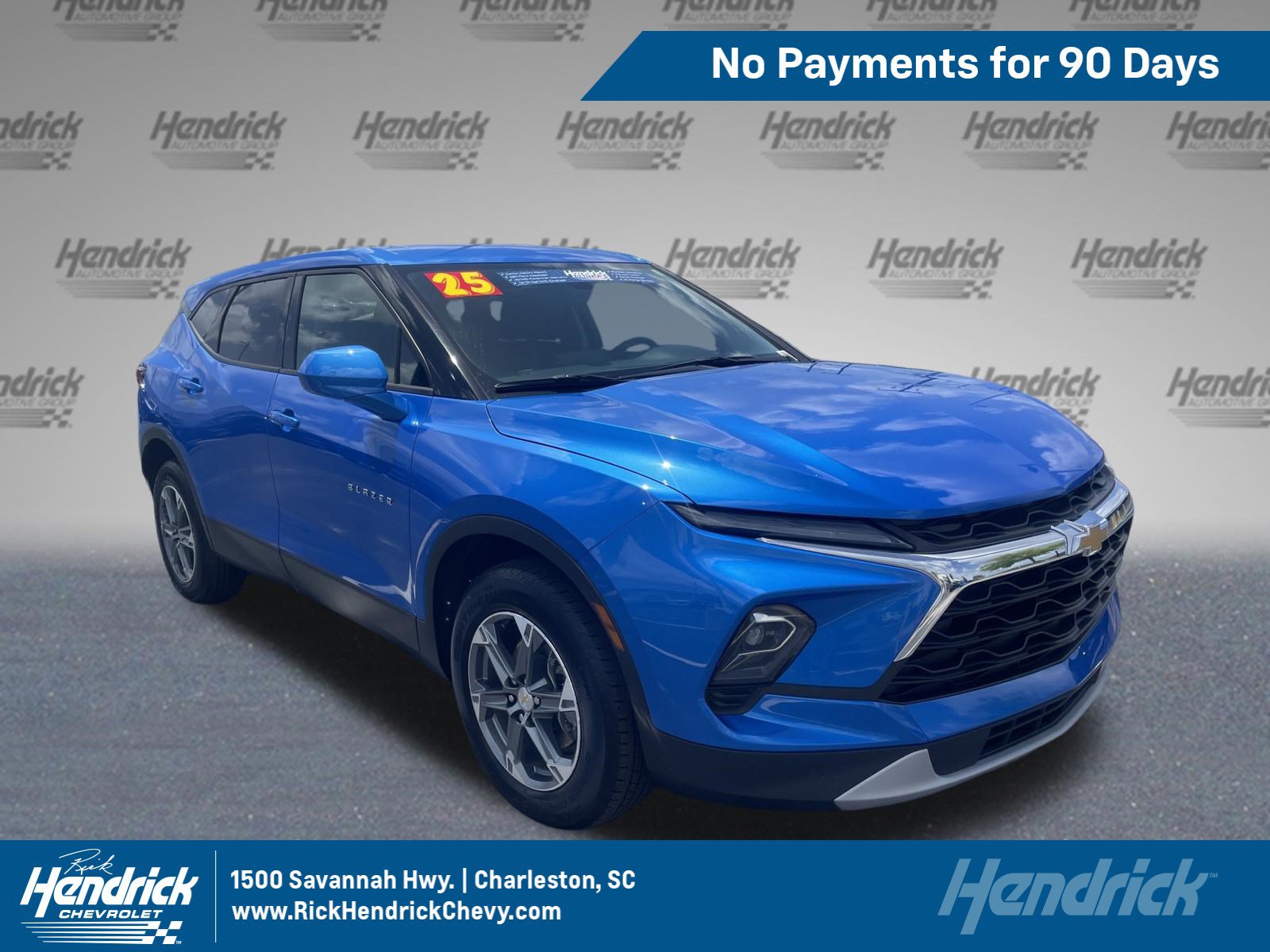 Used 2025 Chevrolet Blazer LT AWD/4WD image 1
