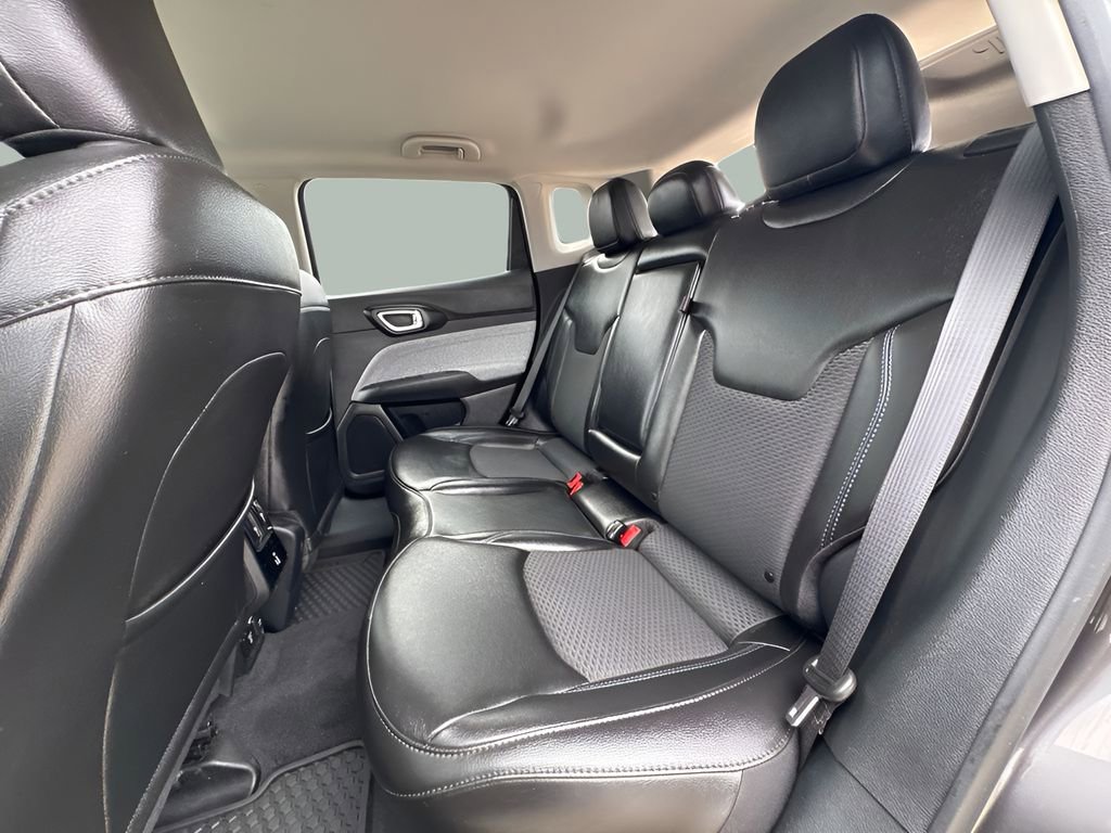 Used 2022 Jeep Compass Latitude w/ Convenience Group image 25